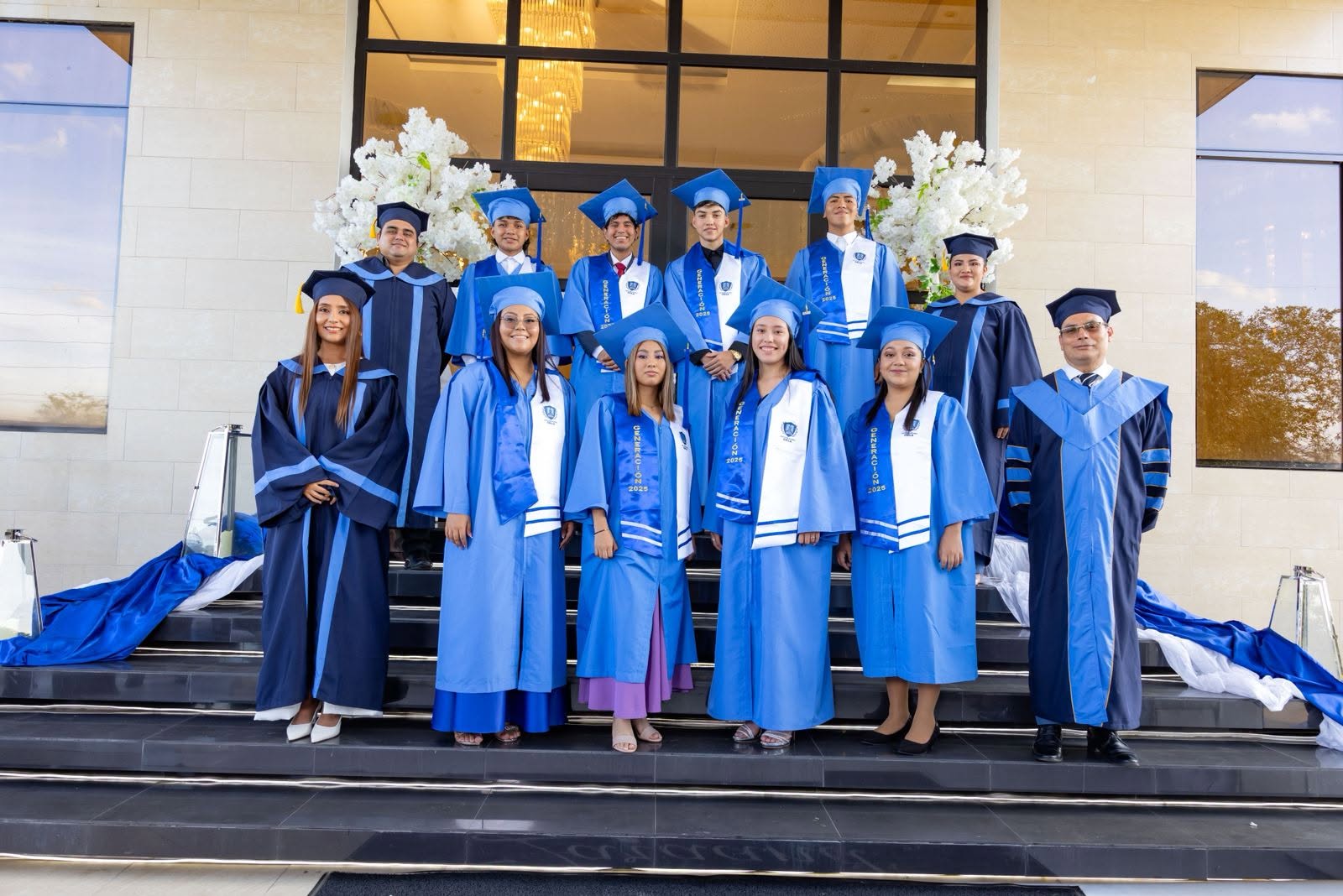 Graduacion 2025.jpg